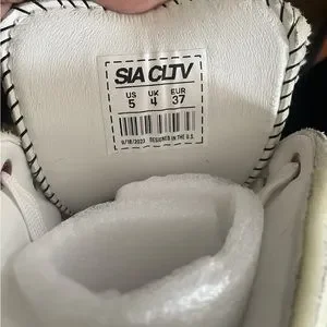 Sia Collective | Shoes | Sia Collective Virgil Forever 